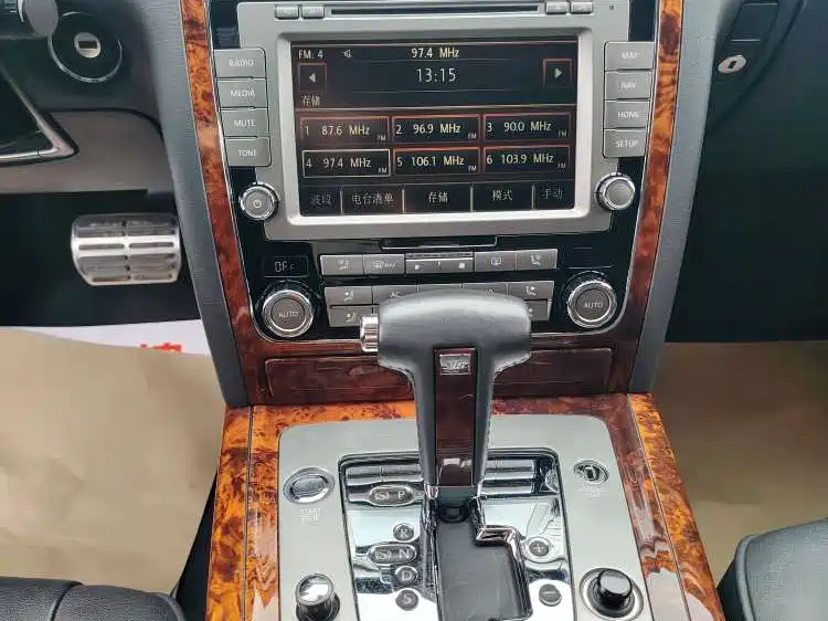 Phaeton 2012 3.6L exclusive customized model купить на сайте DeffCars