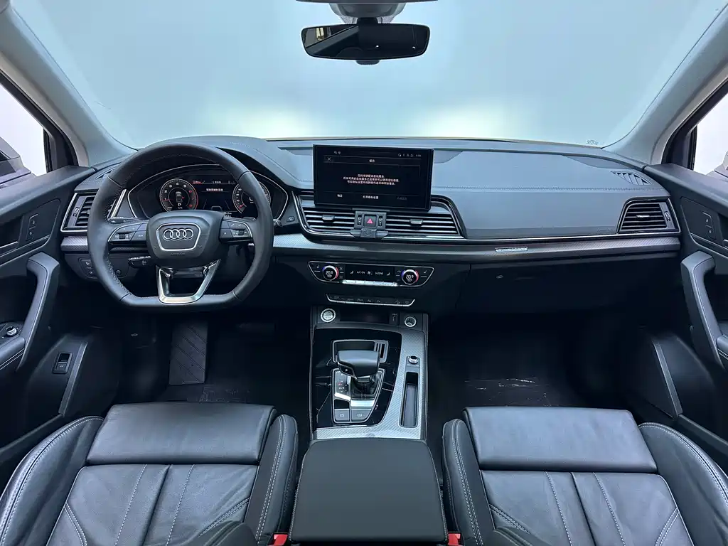 Audi Q5L 2022 40T luxury and dynamic model купить на сайте DeffCars