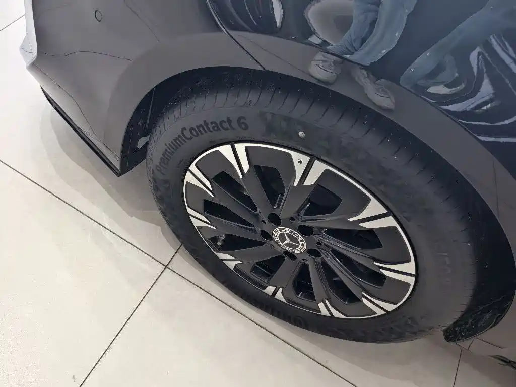 Mercedes-Benz V-Class 2024 V 300 L Long Wheelbase Premium Edition купить на сайте DeffCars