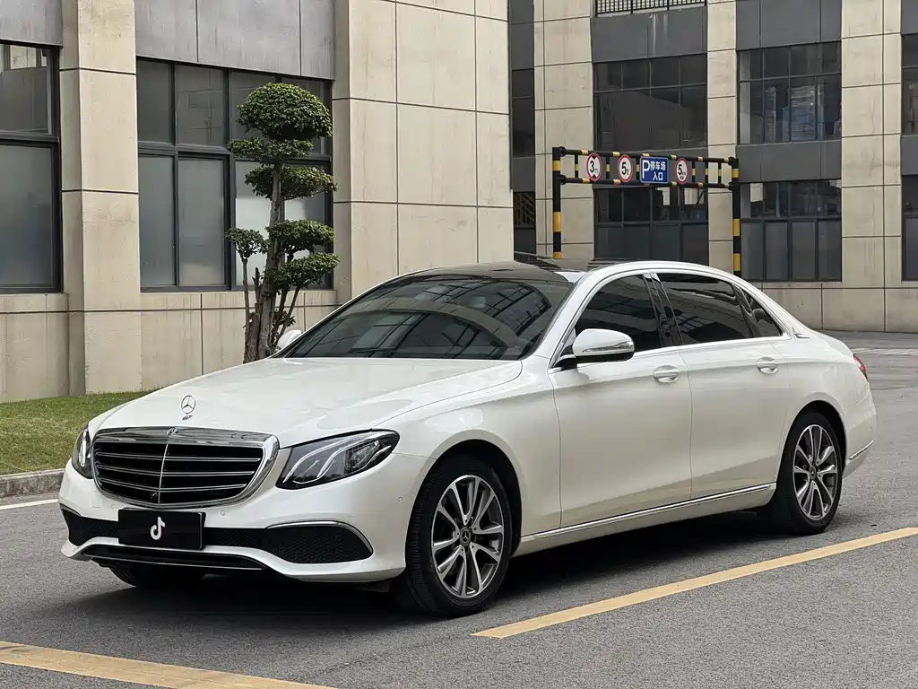 Mercedes-Benz E-Class 2019 E 260 L купить на сайте DeffCars