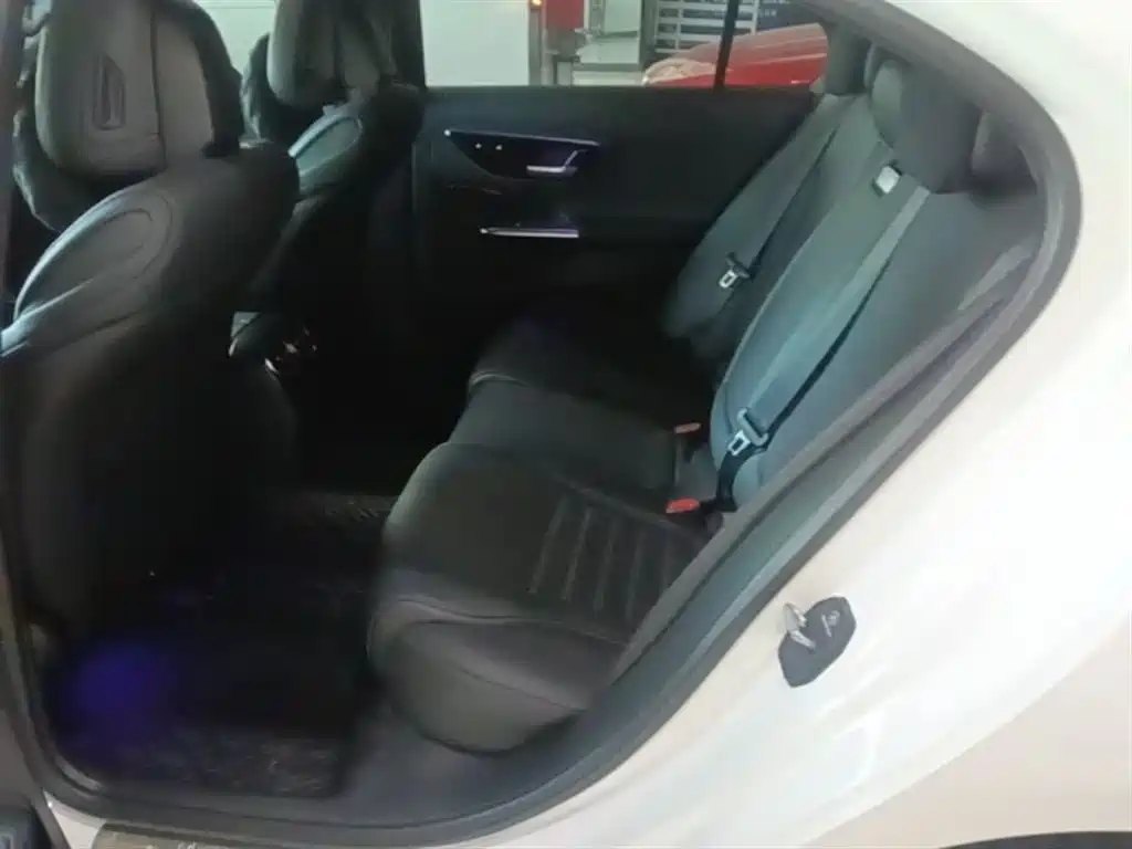 Mercedes-Benz C-Class 2024 C 200 L Sports Edition купить на сайте DeffCars