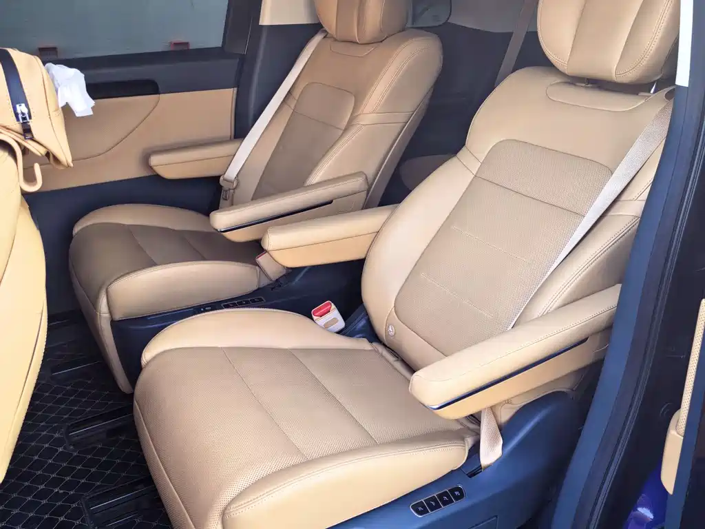 Trumpchi E8 New Energy 2024 Model 150km MAX купить на сайте DeffCars