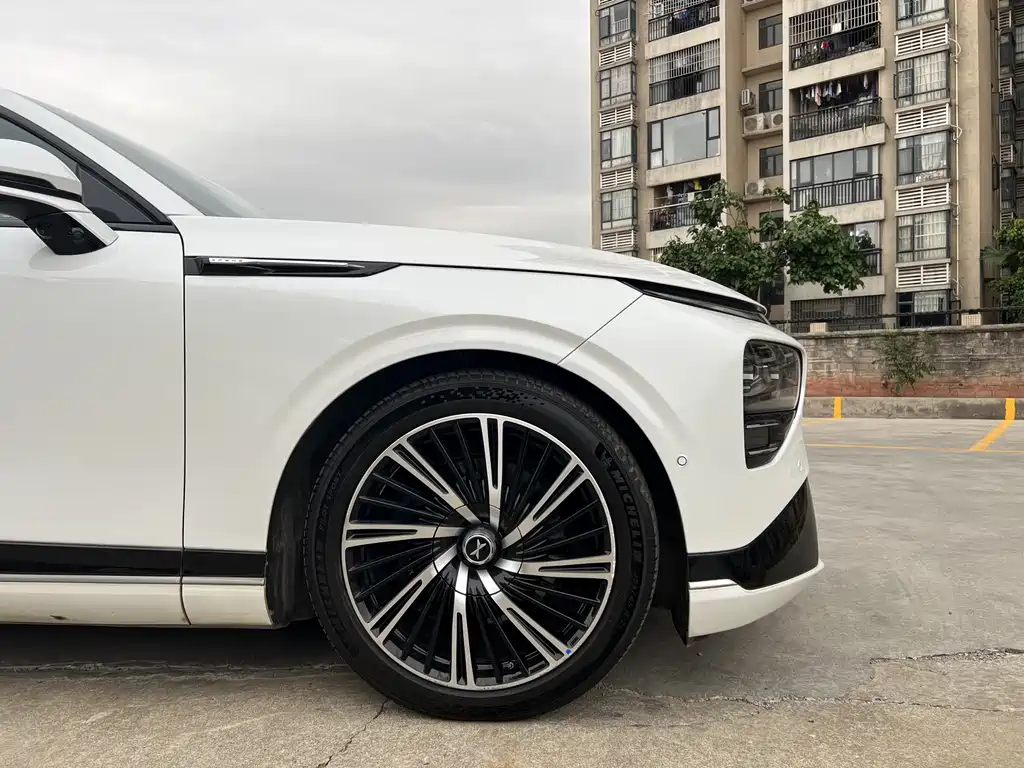 Xpeng G9 2022 650 Performance Edition Pro купить на сайте DeffCars