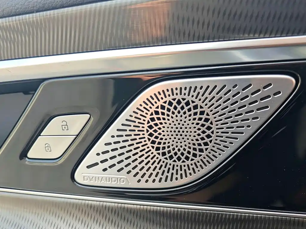 Hongqi H6 2025 2.0T Beauty Edition купить на сайте DeffCars