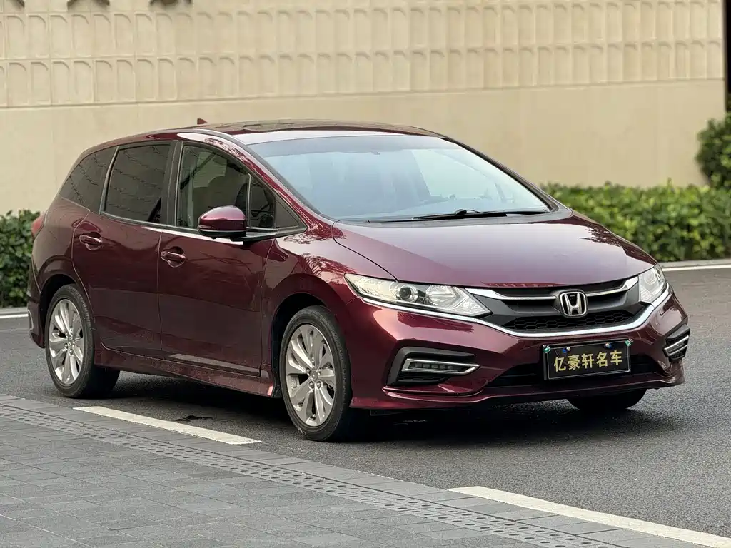 Jade 2017 1.8L automatic comfort version 5 seats купить на сайте DeffCars