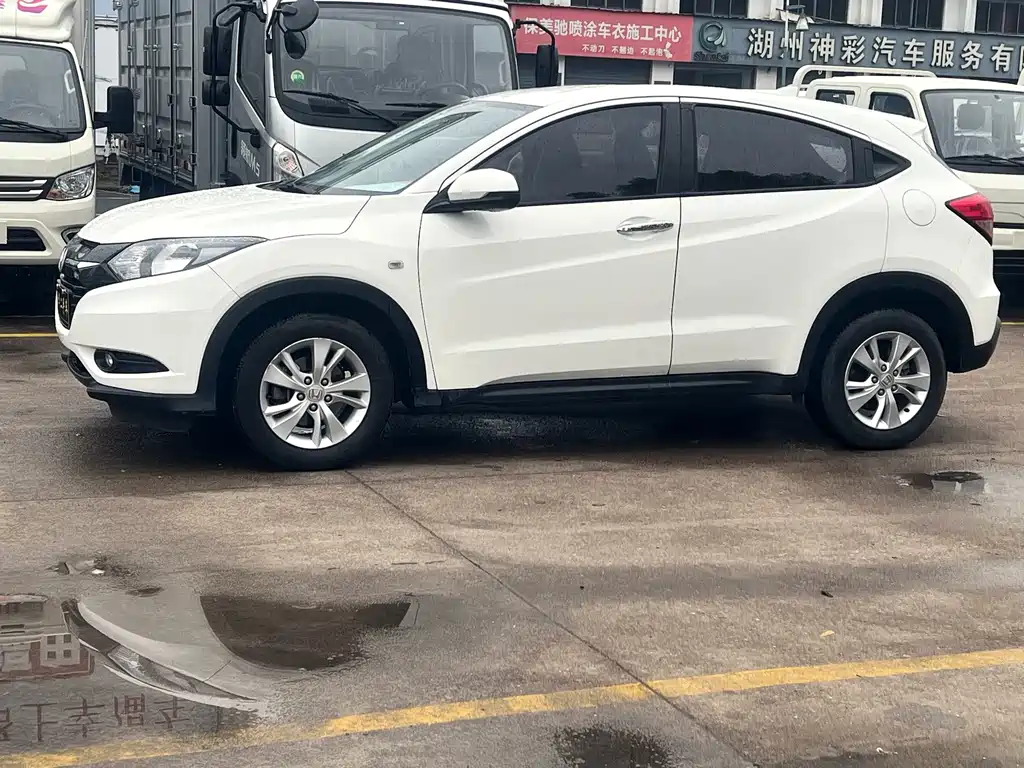 Binzhi 2017 1.5L CVT two-wheel drive comfort model купить на сайте DeffCars