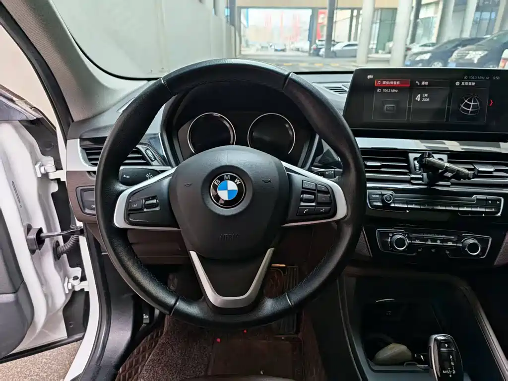 BMW X1 2022 sDrive20Li Fashion Model купить на сайте DeffCars