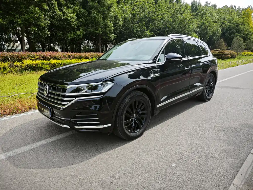 Touareg 2019 2.0TSI Pilot Edition National VI купить на сайте DeffCars