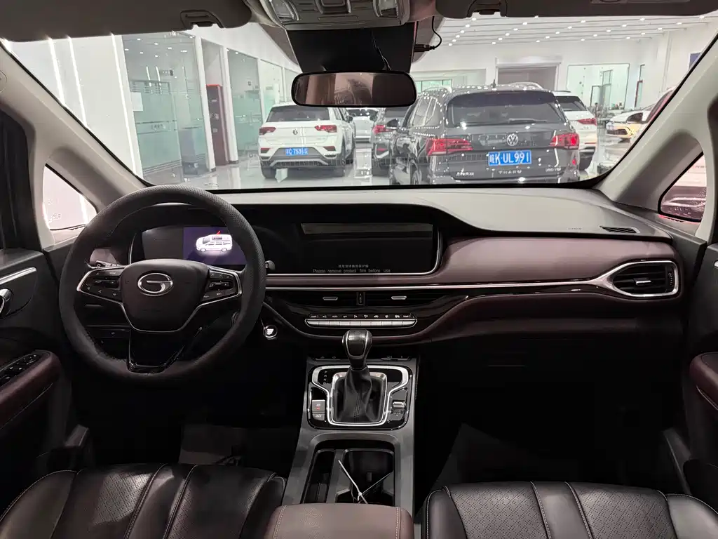 Trumpchi M6 2021 270T DCT Deluxe Edition (seven seats) купить на сайте DeffCars