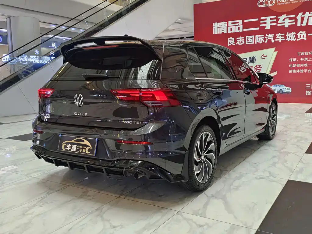 Golf 2023 facelift 280TSI DSG Pro купить на сайте DeffCars
