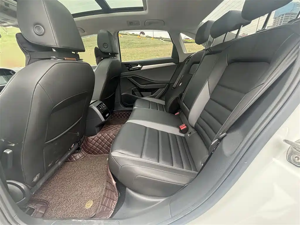 Sagitar 2022 280TSI DSG Flyover Edition купить на сайте DeffCars