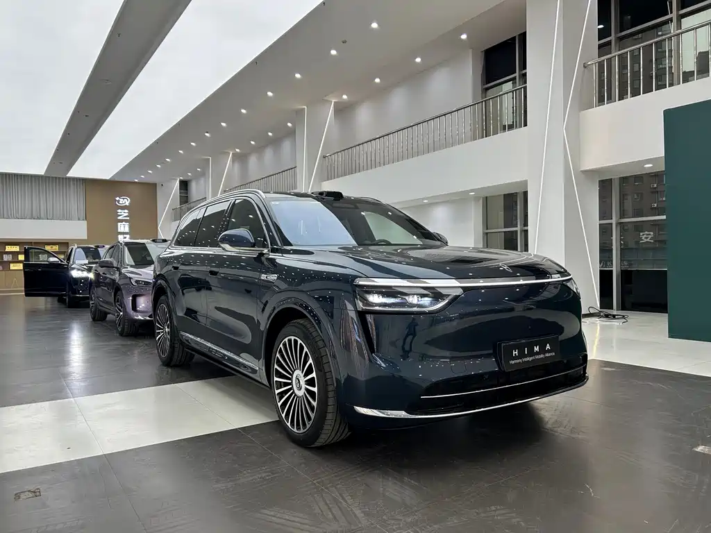 Wenjie M8 2025 extended range Ultra version 53.4kWh 5-seat version 192-line lidar) купить на сайте DeffCars