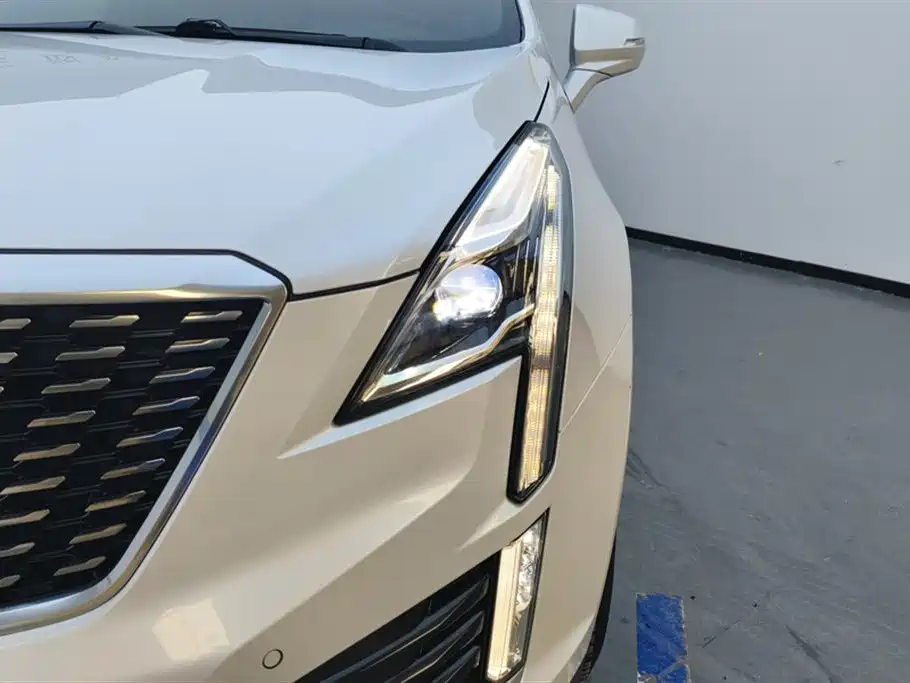 Cadillac XT5 2020 28T luxury model купить на сайте DeffCars