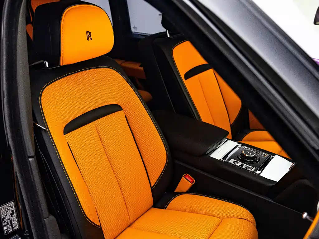 Cullinan 2024 Black Badge купить на сайте DeffCars