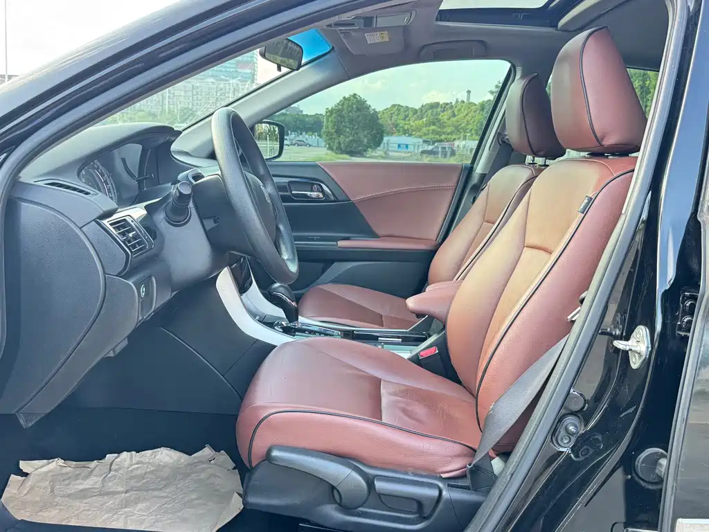 Accord 2016 2.0L Comfort Edition купить на сайте DeffCars