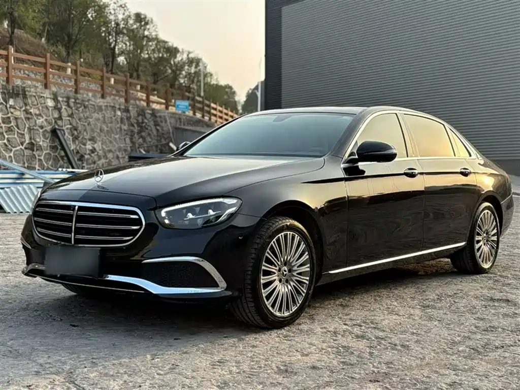 Mercedes-Benz E-Class 2023 E 300 L Luxury Model купить на сайте DeffCars