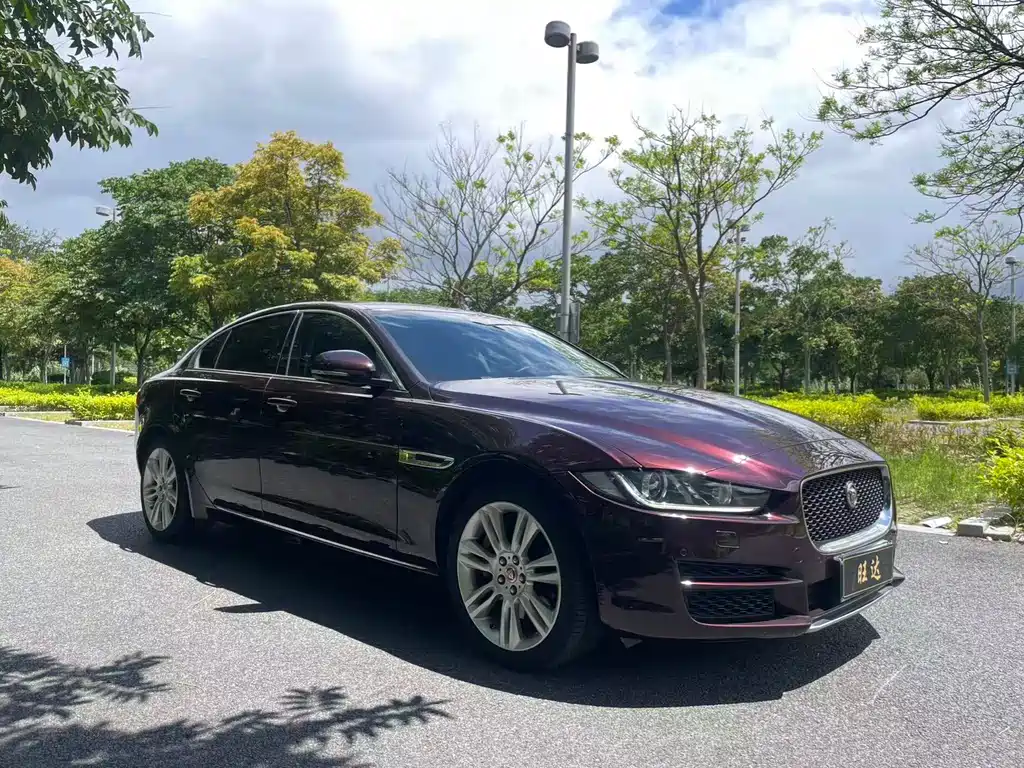 Jaguar XEL 2019 2.0T 200PS Exclusive Edition купить на сайте DeffCars