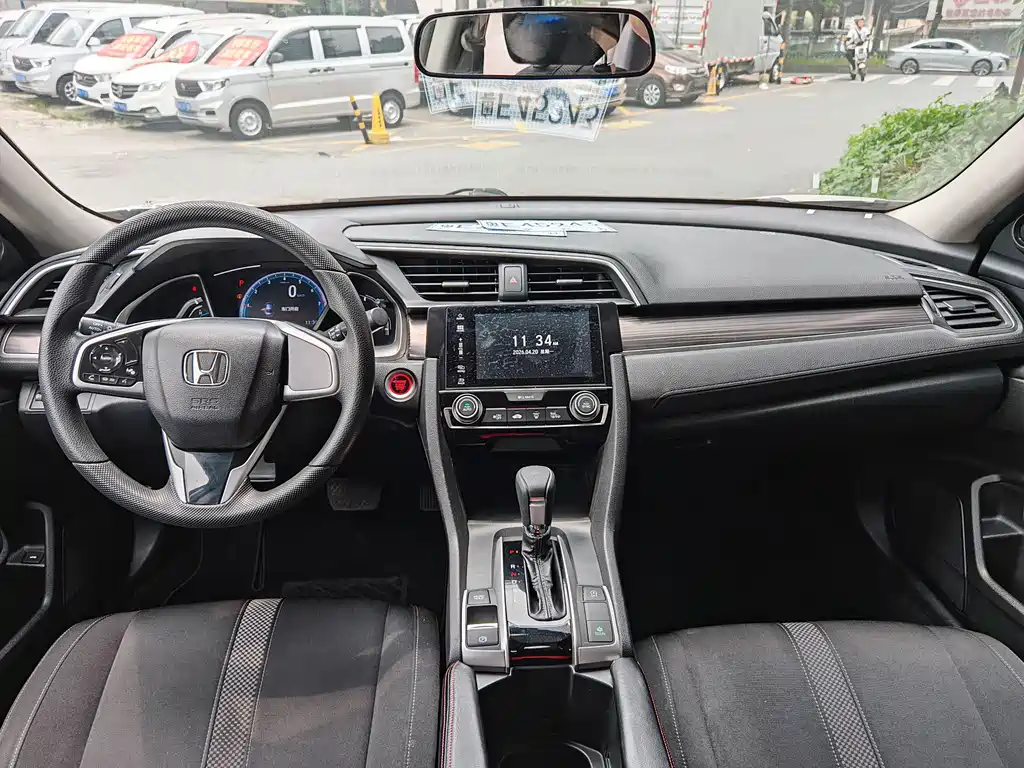 Civic 2019 220TURBO CVT Dynamic Edition National V купить на сайте DeffCars