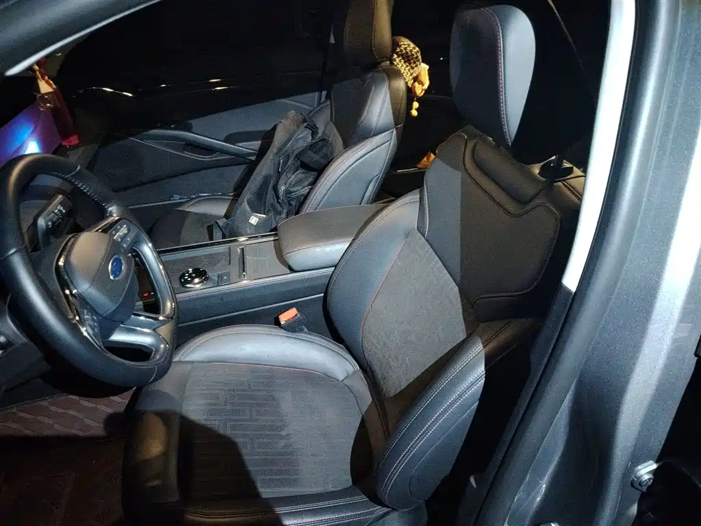 Mondeo 2022 facelift EcoBoost 245 luxury model купить на сайте DeffCars