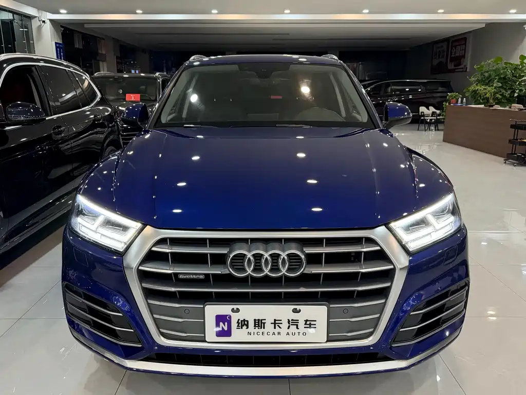 Audi Q5L 2020 facelift 40 TFSI enjoys fashionable style купить на сайте DeffCars