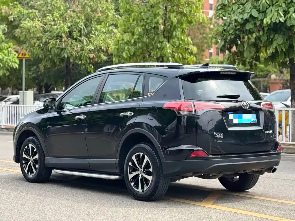 RAV4 Rongfang 2016 2.0L CVT two-wheel drive fashion version National V купить на сайте DeffCars