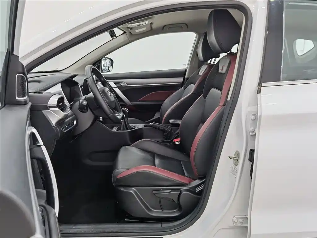 Binyue 2021 1.4T Manual Gold Edition купить на сайте DeffCars