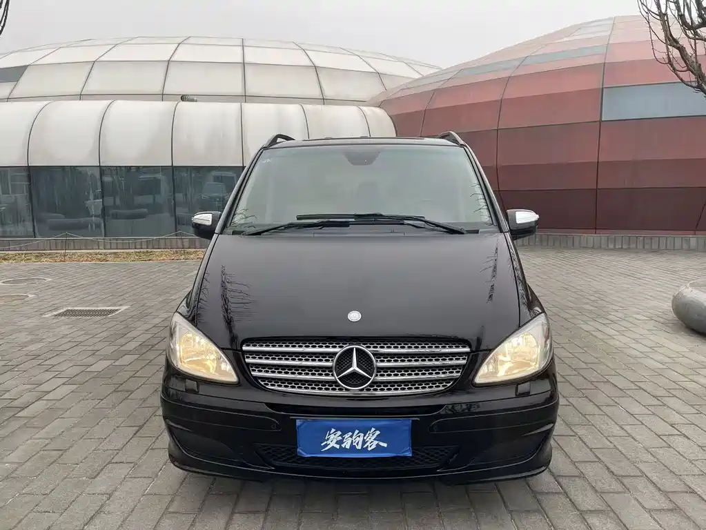 Viano imported 2010 Viano 3.5L купить на сайте DeffCars