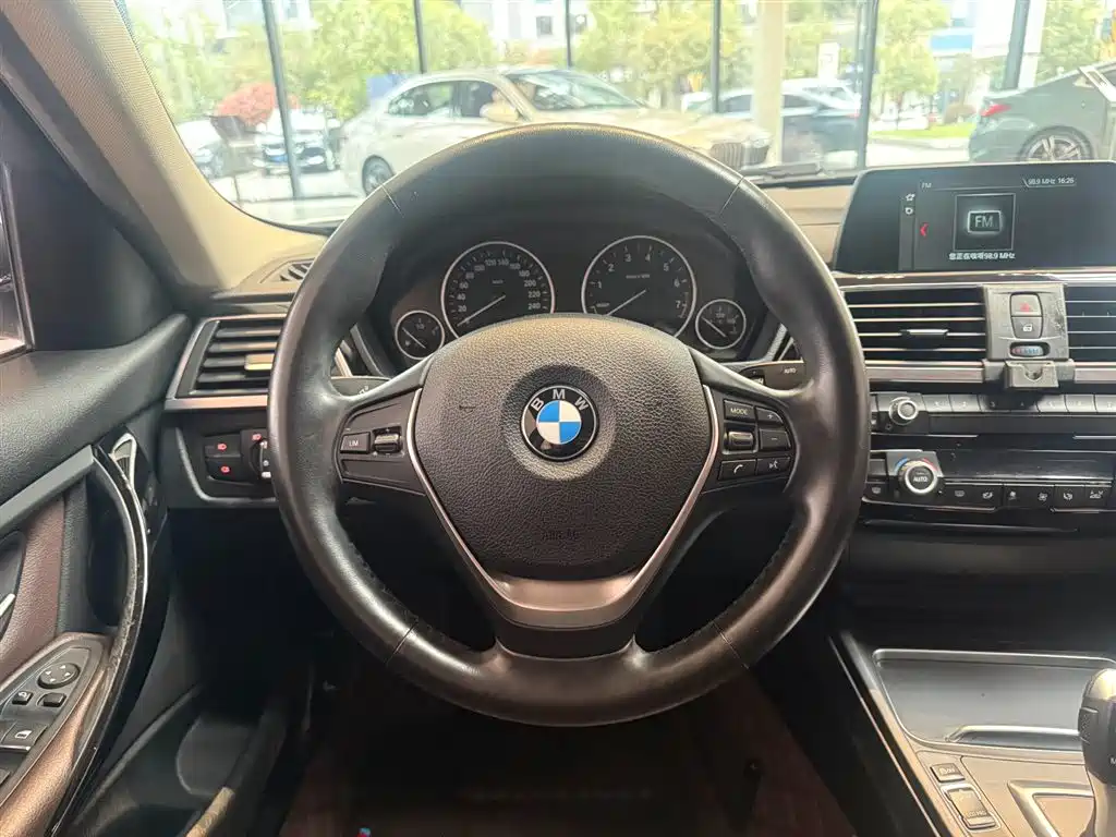 BMW 3 Series 2018 320Li Fashion Model купить на сайте DeffCars