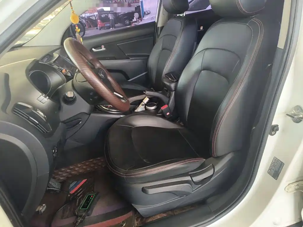 Zhipao 2016 2.0L automatic two-wheel drive version GL купить на сайте DeffCars