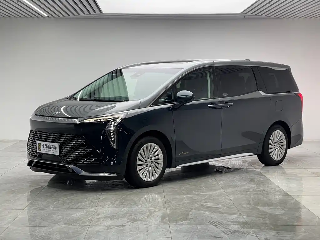 Century 2023 2.0T four-seater private version купить на сайте DeffCars
