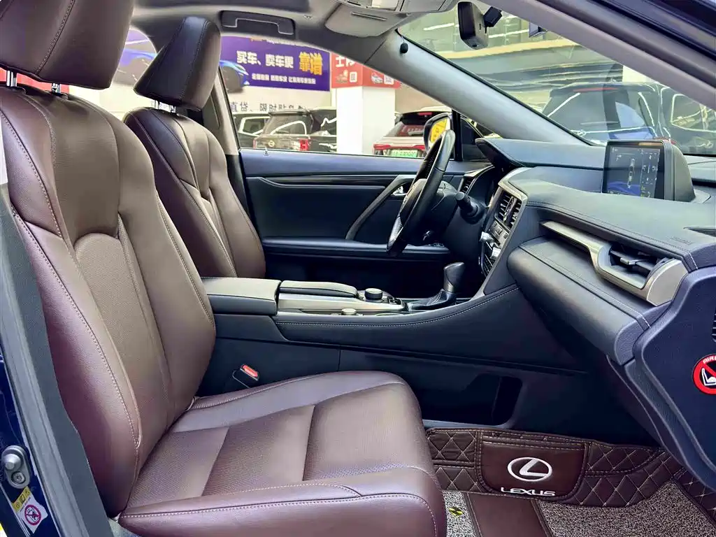 Lexus RX 2016 300 2WD Elite Edition National V купить на сайте DeffCars