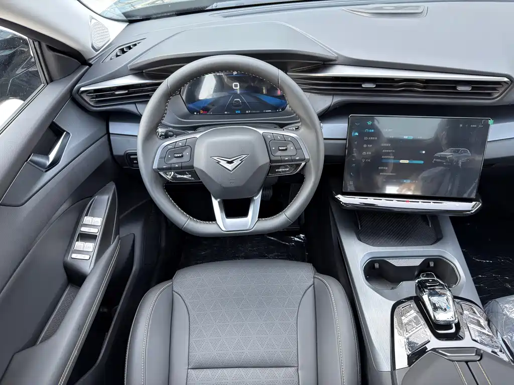 Kaiyi Kunlun 2026 1.5T Mountain Edition 5 seats купить на сайте DeffCars