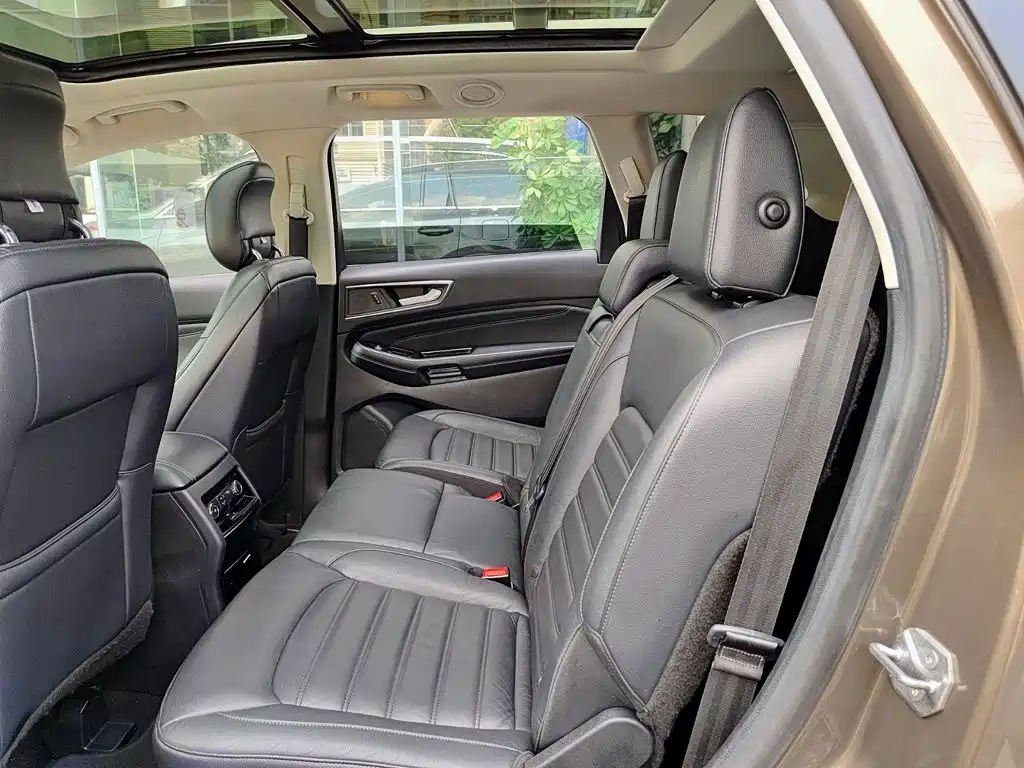 Ruijie 2016 EcoBoost 245 2WD Hao Rui model 7 seats купить на сайте DeffCars