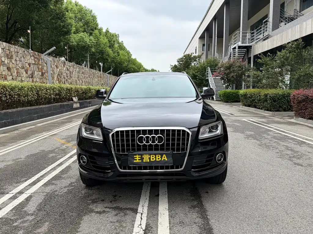 Audi Q5 2015 40 TFSI Comfort Edition купить на сайте DeffCars