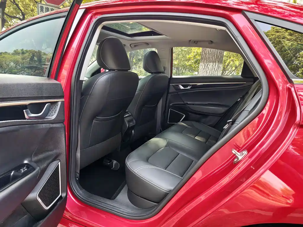 Emgrand GL 2021 UP 1.4T CVT luxury model купить на сайте DeffCars