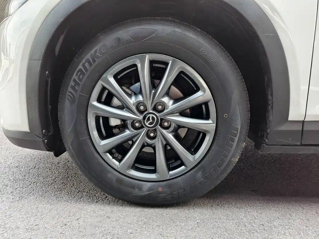 Mazda CX-4 2021 2.0L automatic two-wheel drive Blue Sky Vitality Edition купить на сайте DeffCars