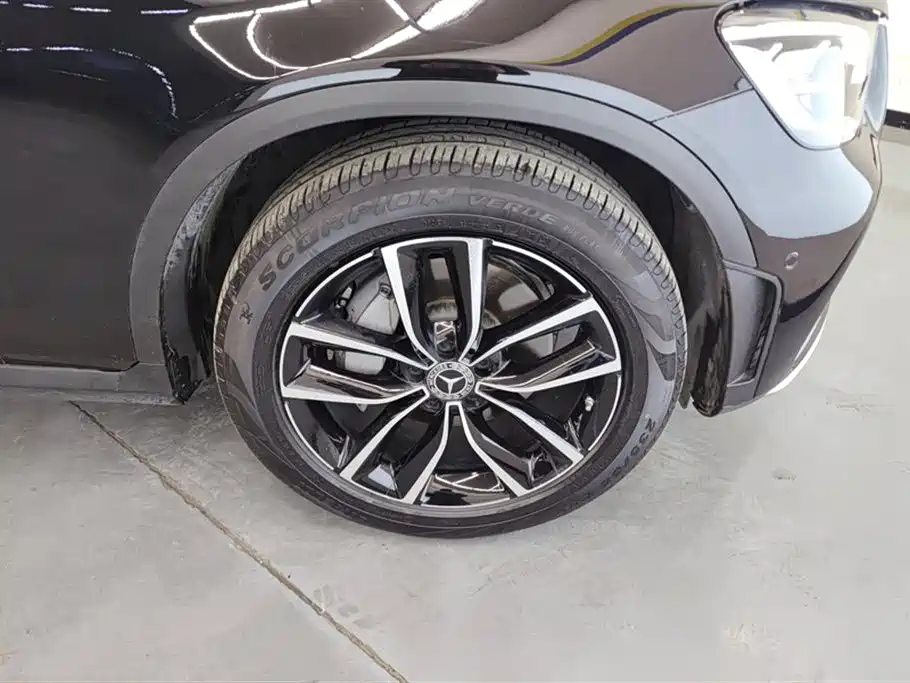 Mercedes-Benz GLC 2022 facelift GLC 260 L 4MATIC luxury model купить на сайте DeffCars