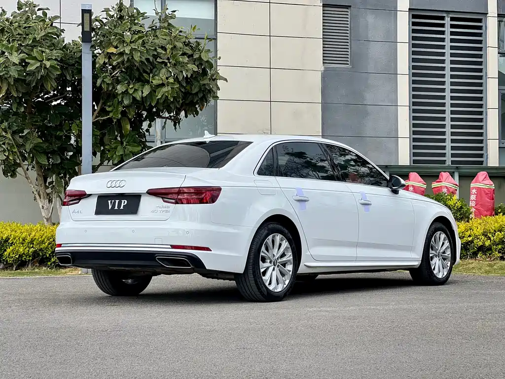 Audi A4L 2019 40 TFSI Enterprising National VI купить на сайте DeffCars