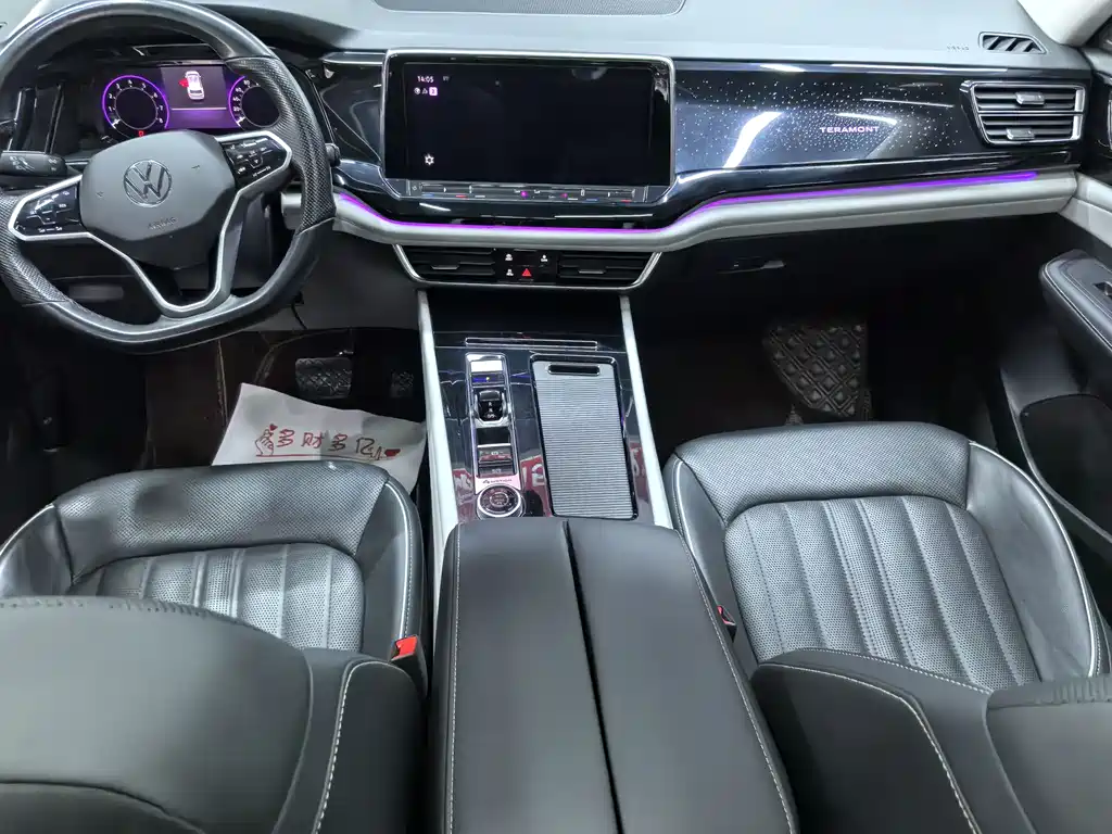 Touron 2022 380TSI four-wheel drive luxury version купить на сайте DeffCars