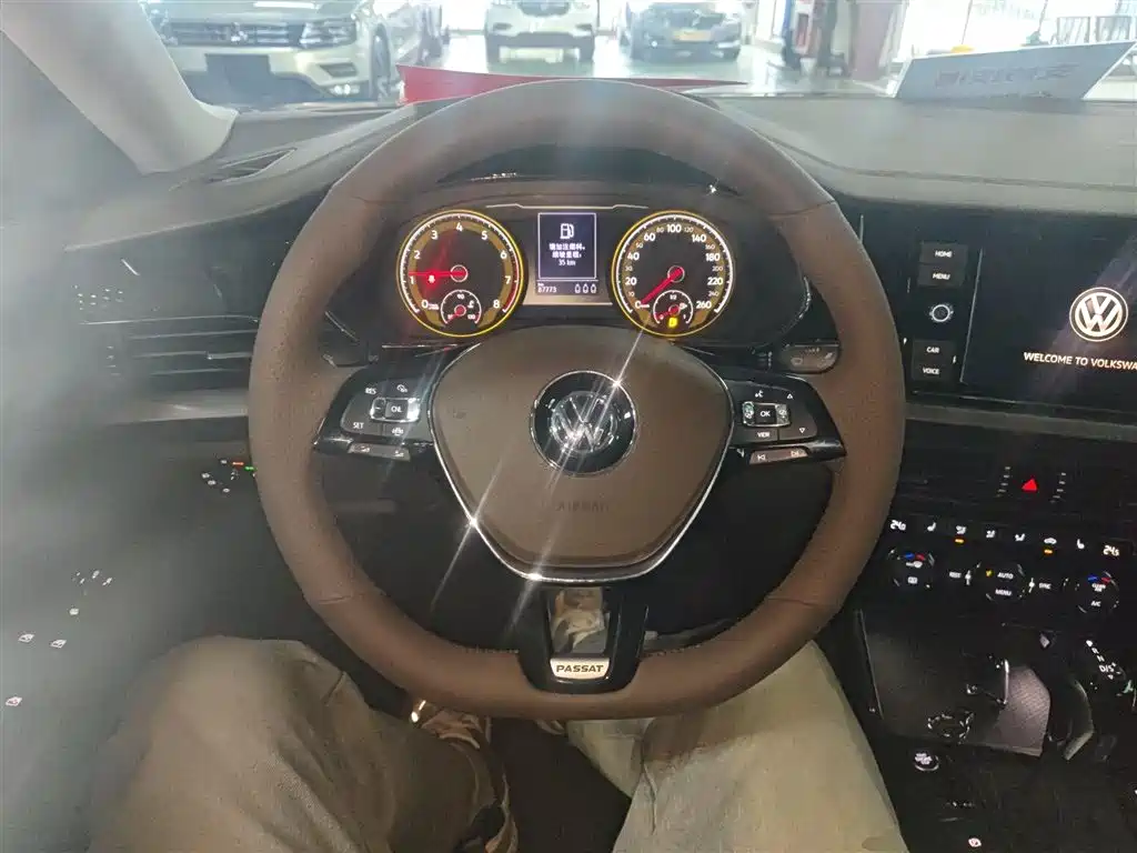 Passat 2019 330TSI Elite Edition National V купить на сайте DeffCars