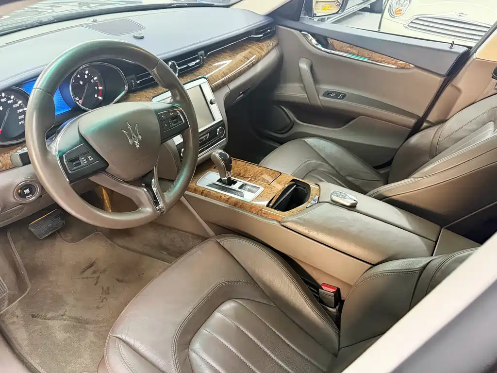President 2013 3.0T standard model купить на сайте DeffCars