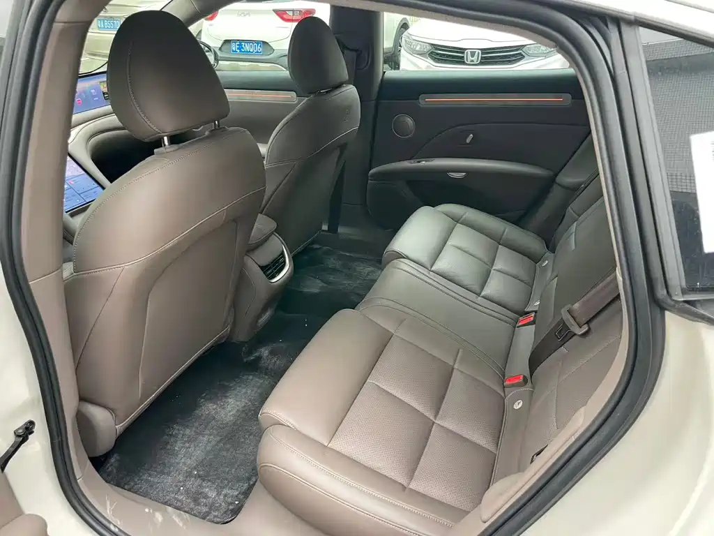 Zhiji L6 2025 Ultra купить на сайте DeffCars