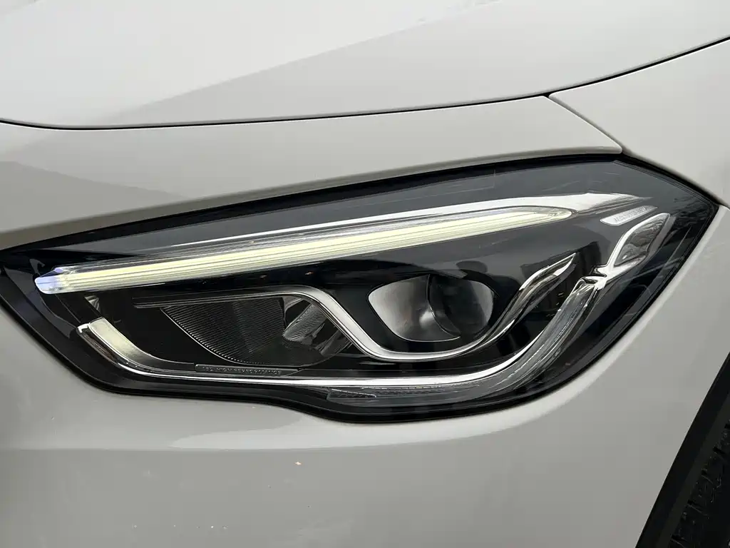 Mercedes-Benz GLA 2020 GLA 200 купить на сайте DeffCars