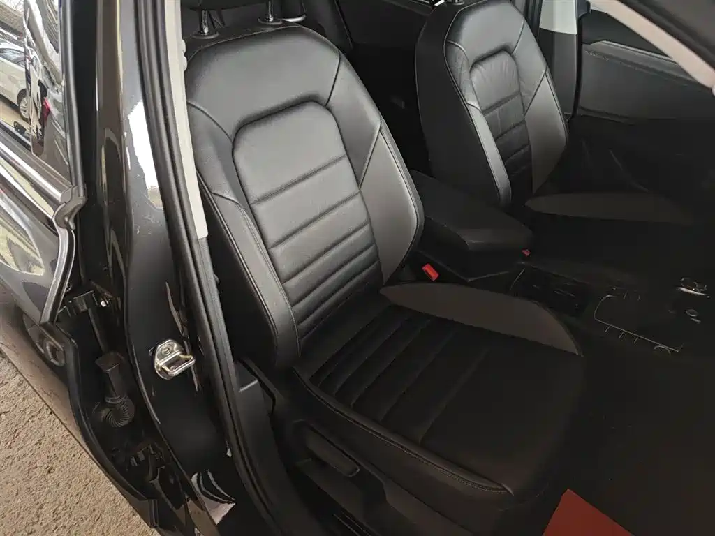Sagitar 2022 280TSI DSG Flyover Edition купить на сайте DeffCars