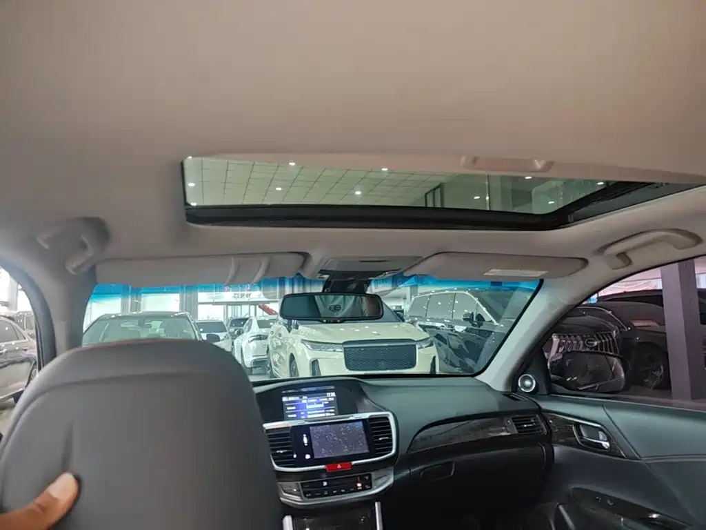 Accord 2014 3.0L VTI Premium Edition купить на сайте DeffCars