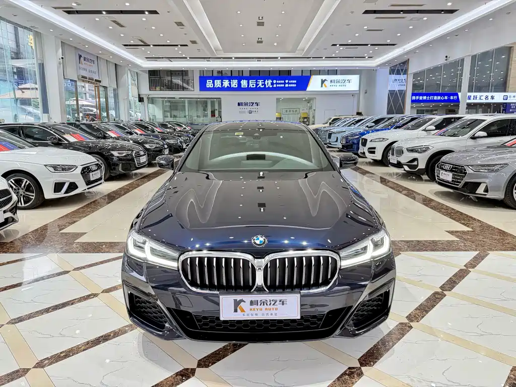BMW 5 Series 2021 530Li Leading M Sports Package купить на сайте DeffCars
