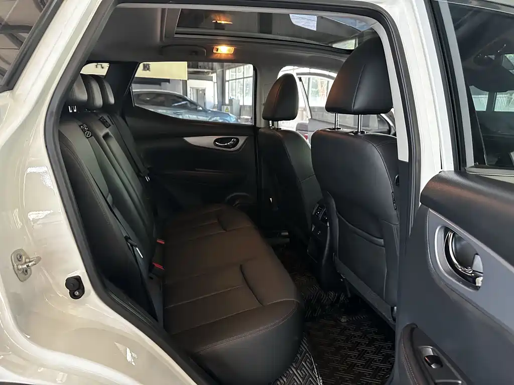 Qashqai 2022 2.0L CVT XV Prem Deluxe Edition купить на сайте DeffCars