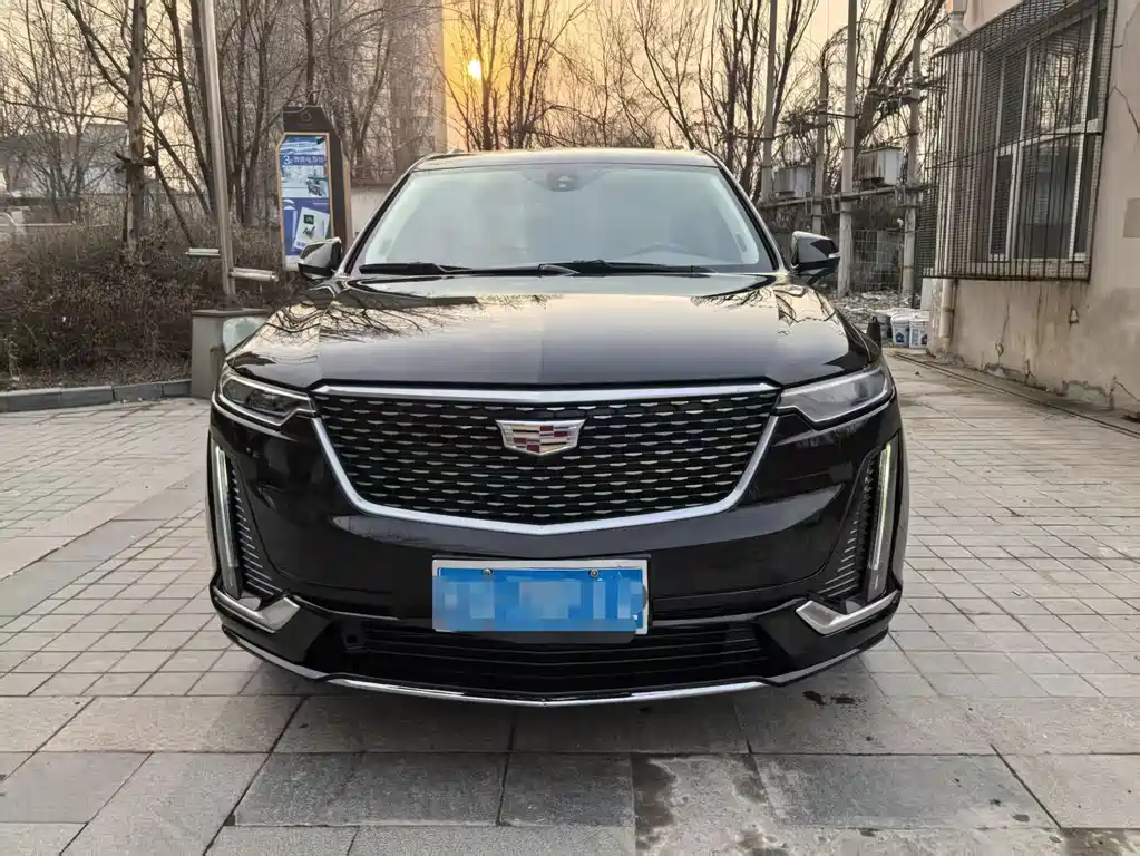 Cadillac XT6 2022 2.0T seven-seat four-wheel drive luxury model купить на сайте DeffCars