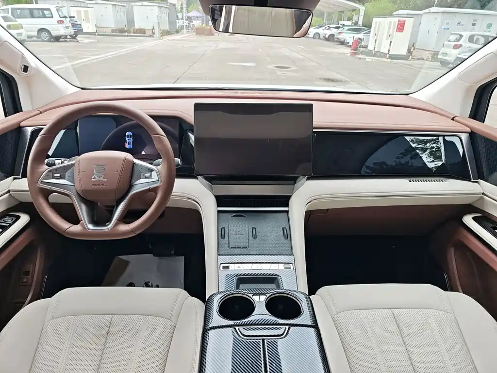 Summer 2025 DM-i 1.5T 100km transcendent type купить на сайте DeffCars