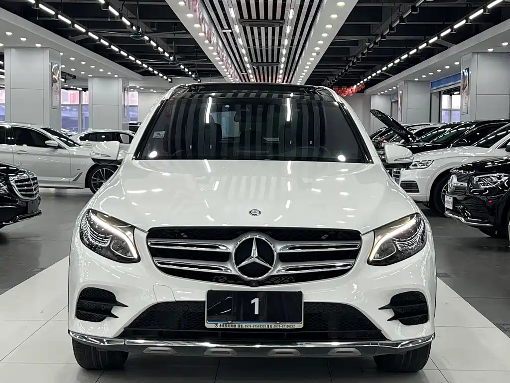 Mercedes-Benz GLC 2017 GLC 260 4MATIC luxury model купить на сайте DeffCars